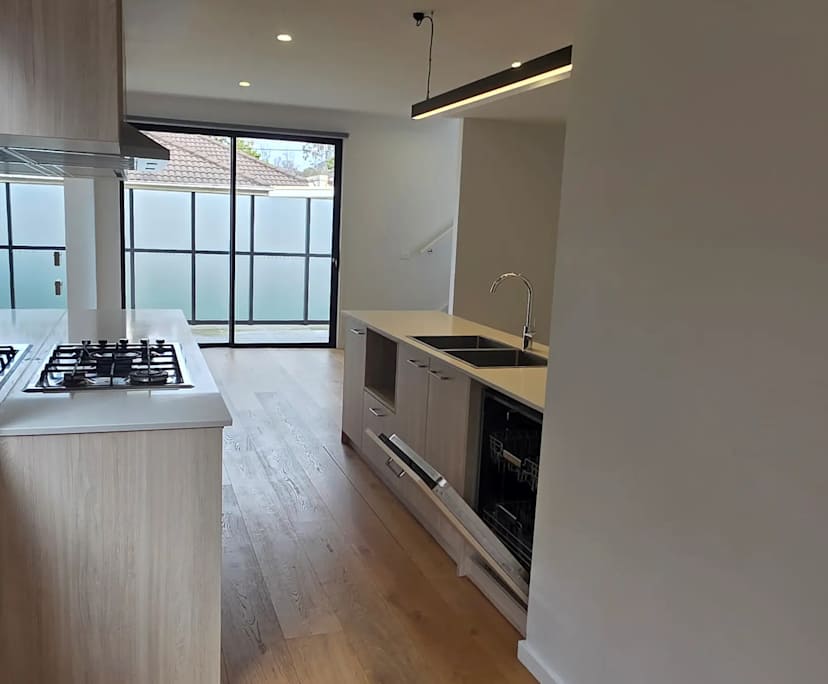 Room with ensuite in a share house