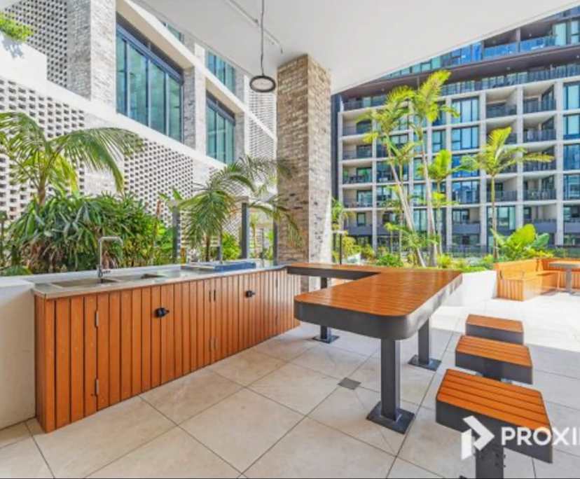 Unfurnished room in a flatshare