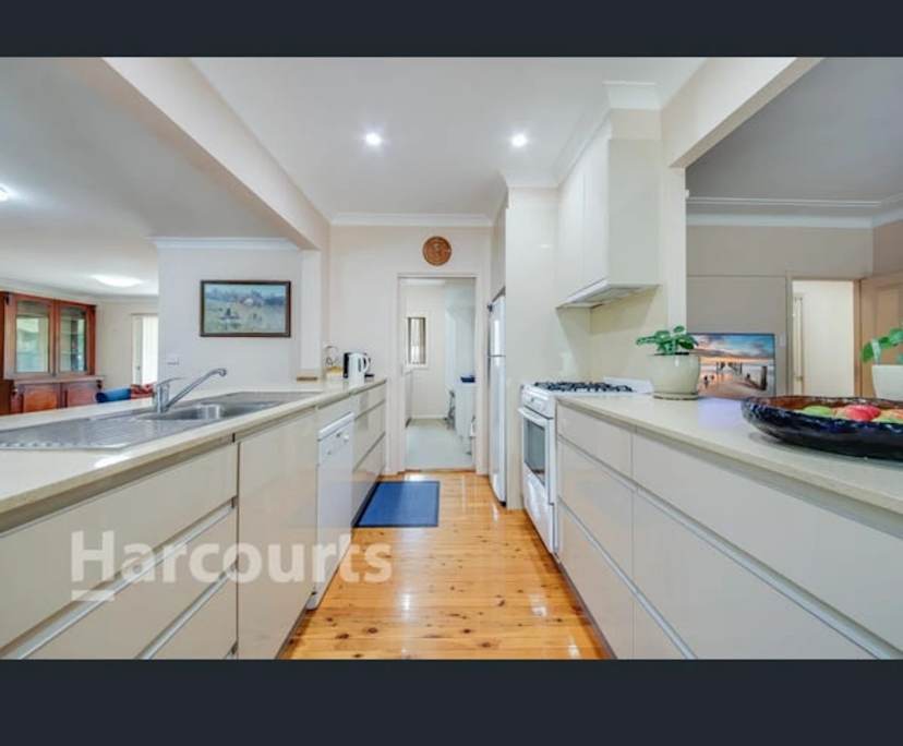 Room in a share house