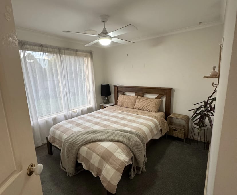 Furnished room in a share house