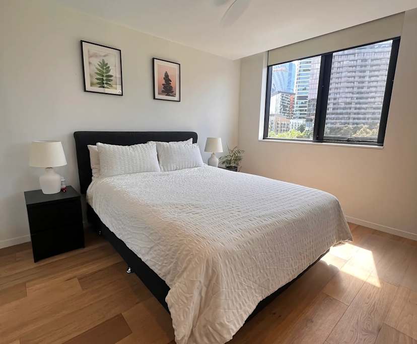 Furnished room in a flatshare