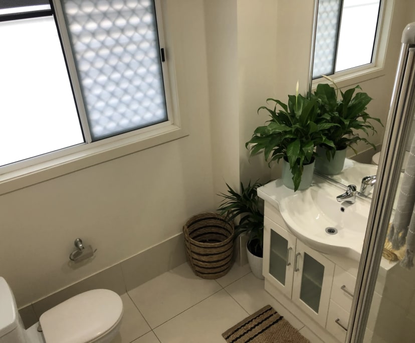 $280, Share-house, 5 bathrooms, Albion QLD 4010