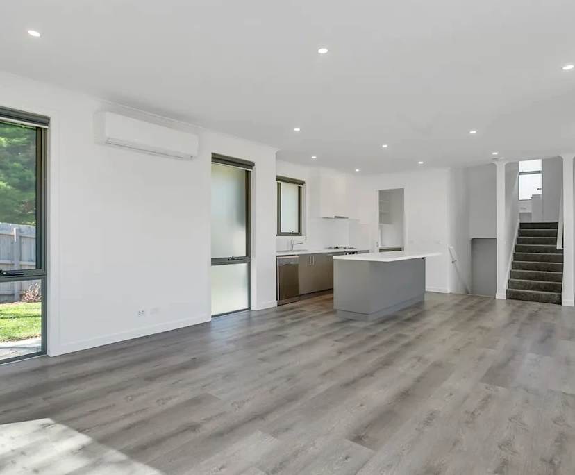 $350, Share-house, 3 bathrooms, Frankston South VIC 3199