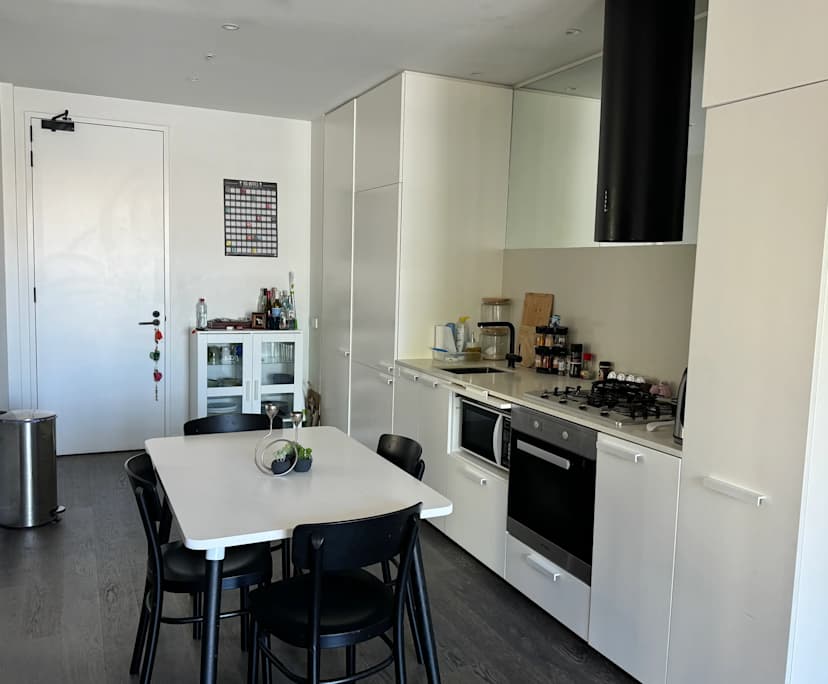 Furnished room in a flatshare