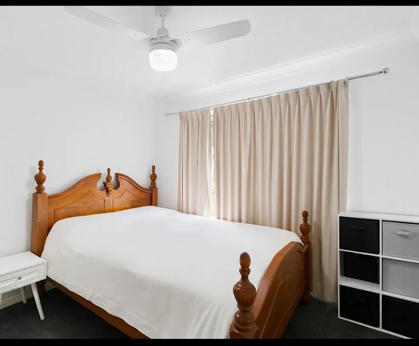 $300, Flatshare, 3 bathrooms, Boronia Heights QLD 4124