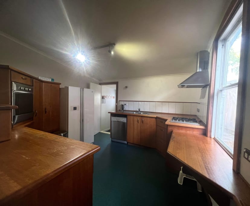 $300, Share-house, 3 bathrooms, Hobart TAS 7000