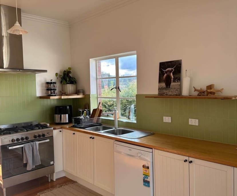 Unfurnished room in a share house