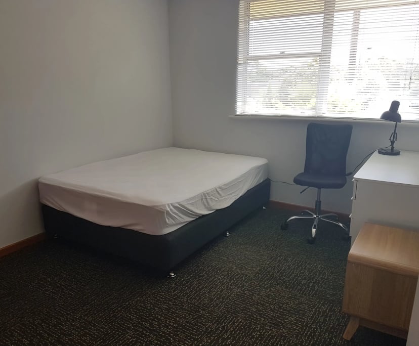 $150, Student-accommodation, 5 bathrooms, Shortland NSW 2307