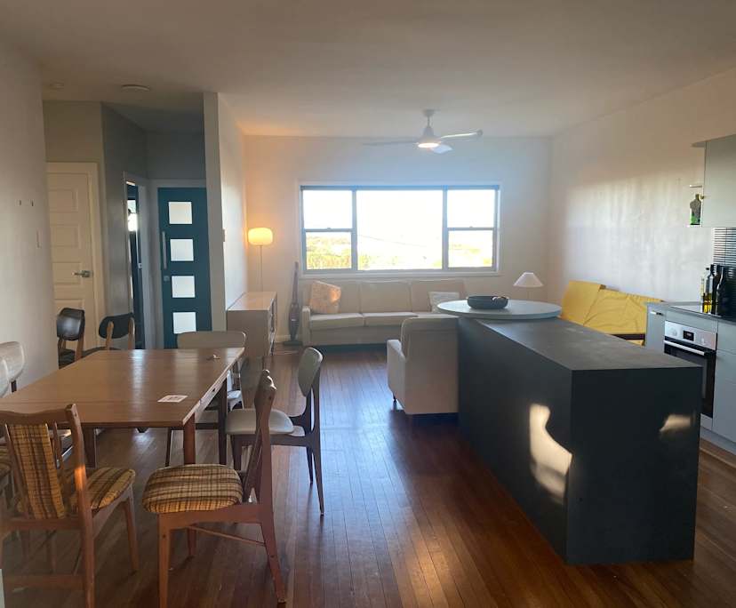 Whole property with 3 rooms for rent