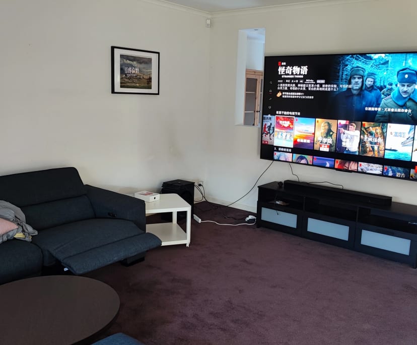 $240, Share-house, 5 bathrooms, Taylors Hill VIC 3037