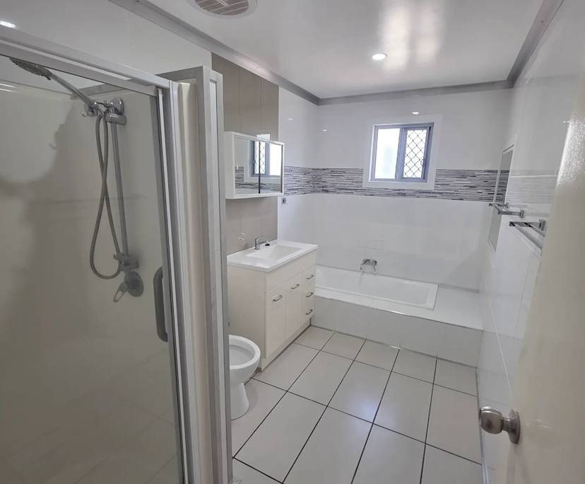 Unfurnished room in a share house