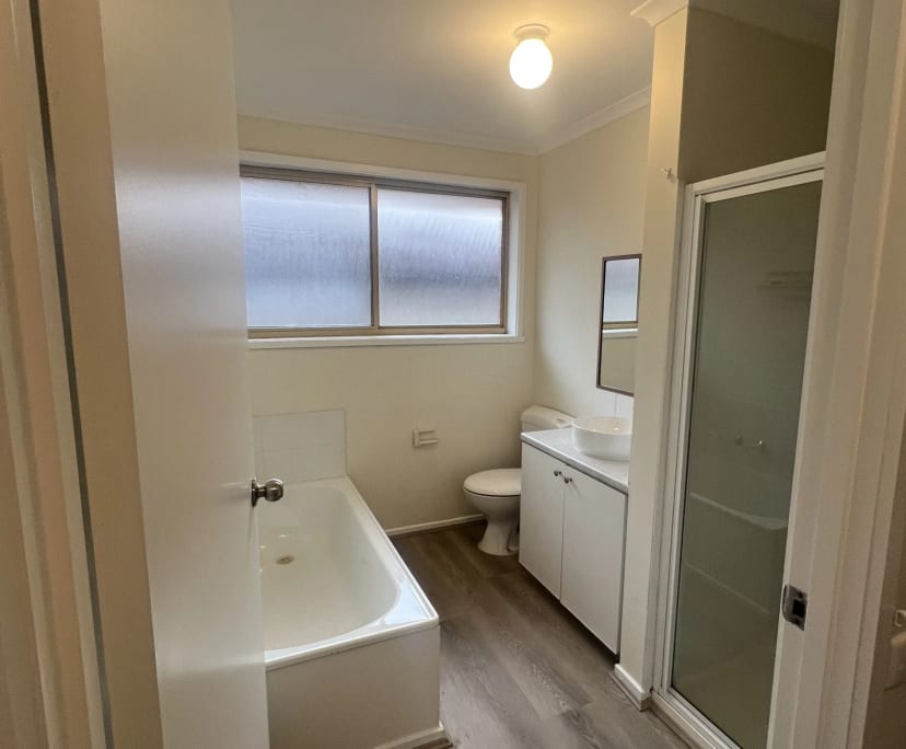Unfurnished room with own bathroom