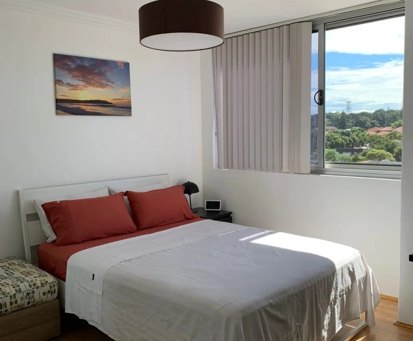 Furnished room in a flatshare