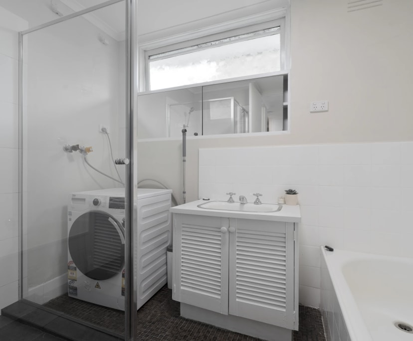 $320, Flatshare, 3 bathrooms, Malvern VIC 3144