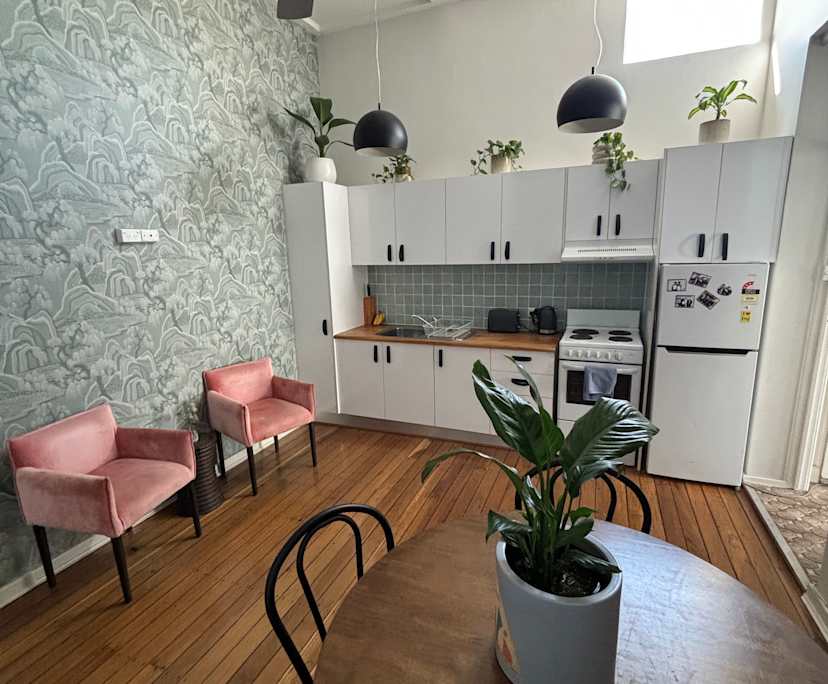 $650, Whole-property, 2 bathrooms, Newcastle West NSW 2300