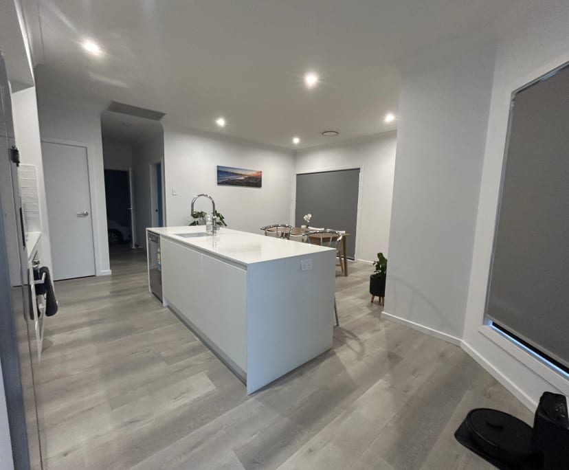 Room in a share house