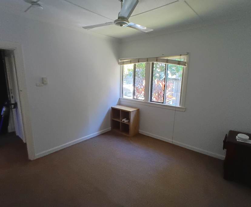 Unfurnished room in a share house