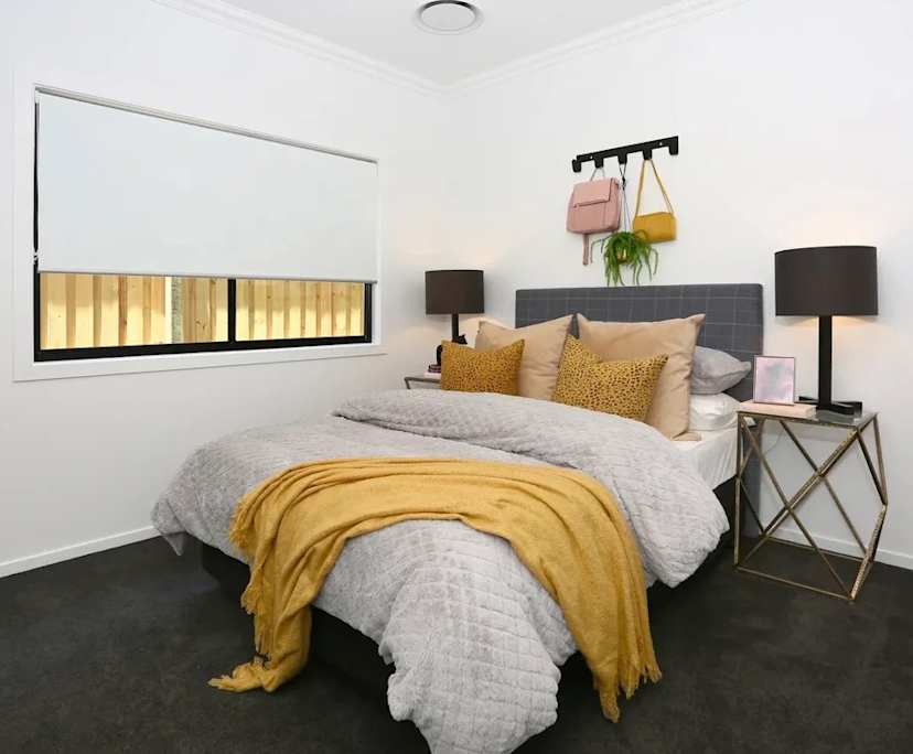 Room in a share house