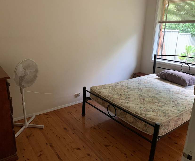 Room in a share house