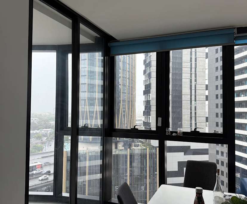 Furnished room with ensuite in a flatshare