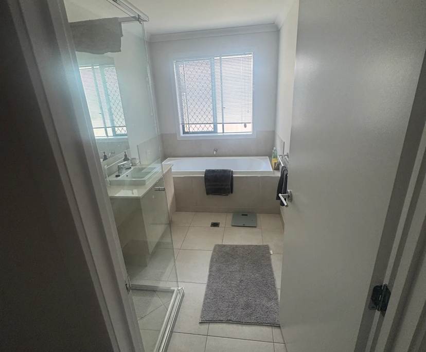 $300, Share-house, 4 bathrooms, Banya QLD 4551