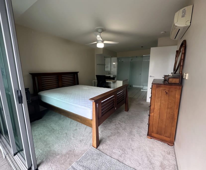 $470, Flatshare, 2 bathrooms, Brisbane City QLD 4000