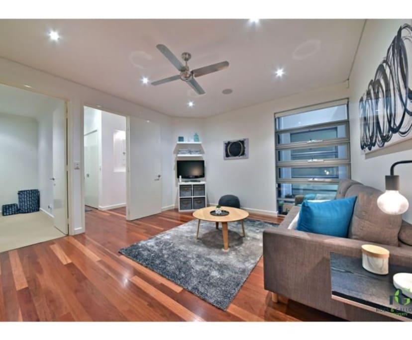 Room for Rent in Booragoon, Perth 320, Furnished,...