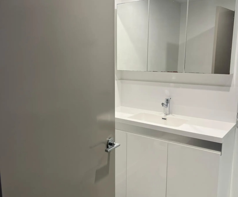 $350, Flatshare, 2 bathrooms, Cannington WA 6107