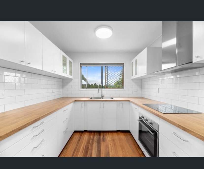 $335, Share-house, 3 bathrooms, Ferny Hills QLD 4055