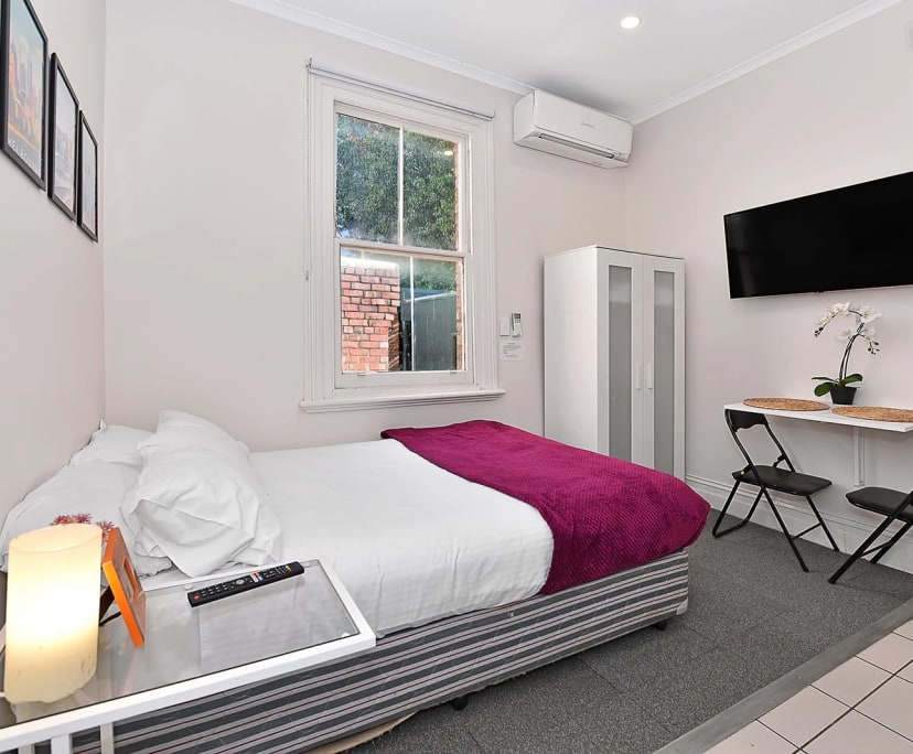 $590, Studio, 1 bathroom, Carlton VIC 3053