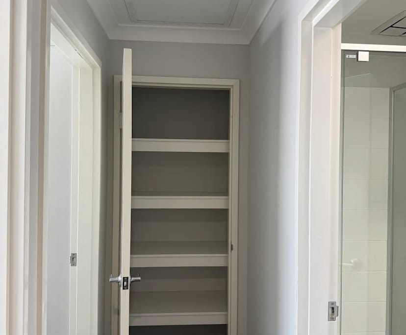 $330, Share-house, 2 rooms, Banksia Grove WA 6031, Banksia Grove WA 6031