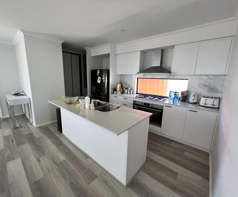 $320, Share-house, 3 bathrooms, Success WA 6164