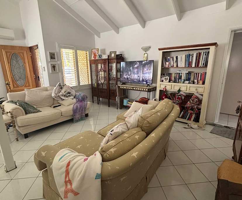 $370, Share-house, 3 bathrooms, Coolum Beach QLD 4573