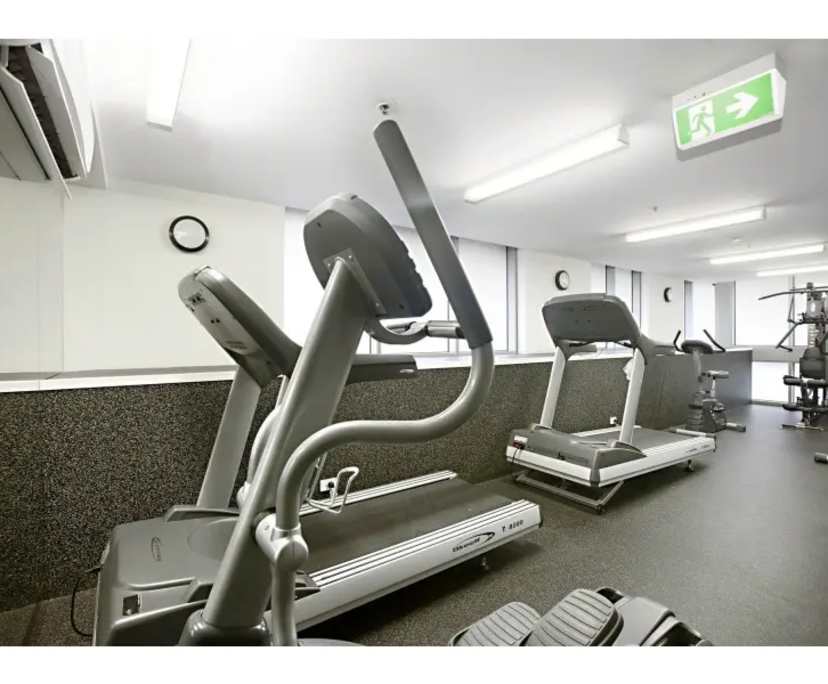 $999, Whole-property, 2 bathrooms, Melbourne VIC 3000