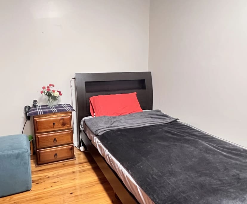 Furnished room in a share house