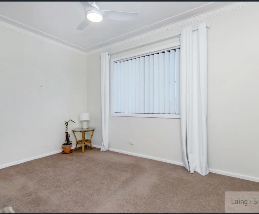 Furnished room in a share house