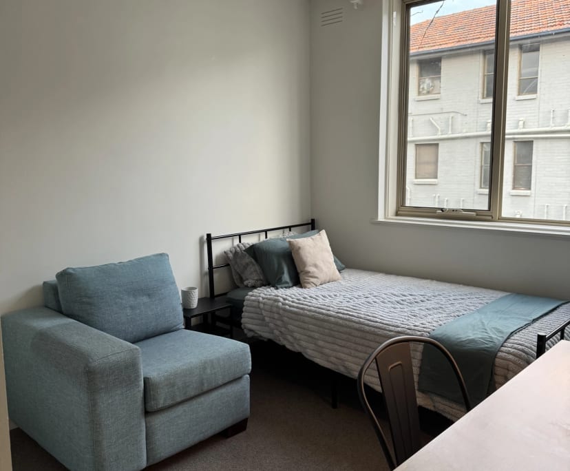 Furnished room in a share house