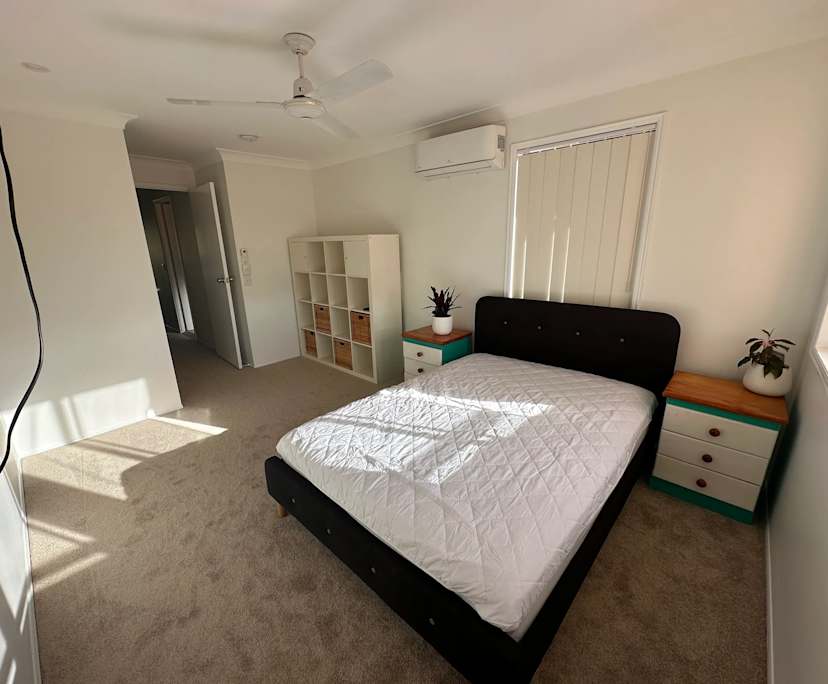 Furnished room with own bathroom