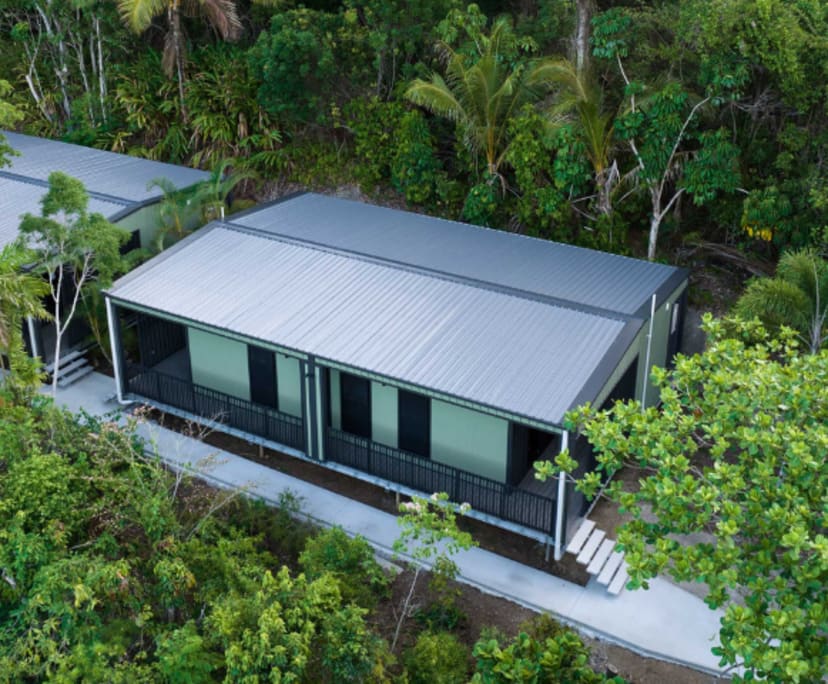 Whole Property for Rent in Jubilee Pocket, QLD 1,...