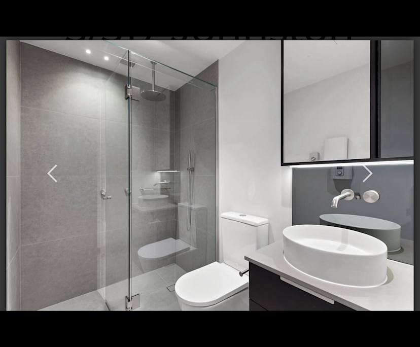 Room in a share house