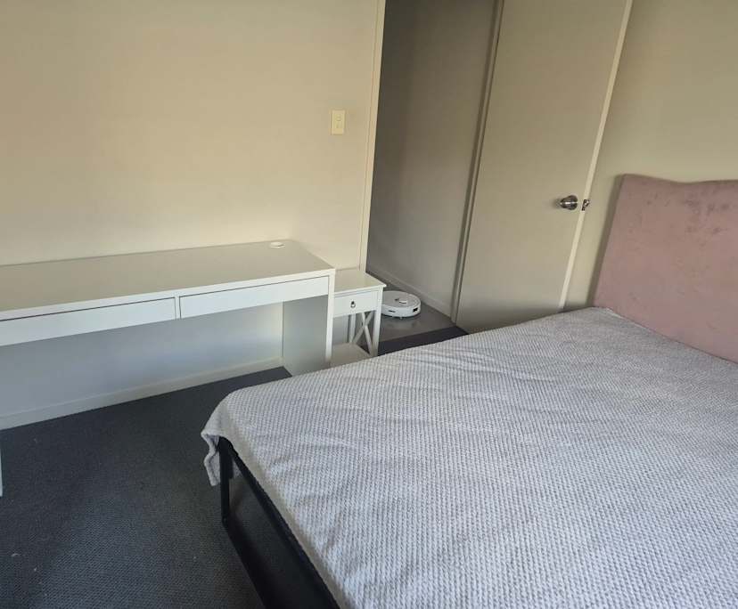 $350, Share-house, 4 bathrooms, Pacific Pines QLD 4211