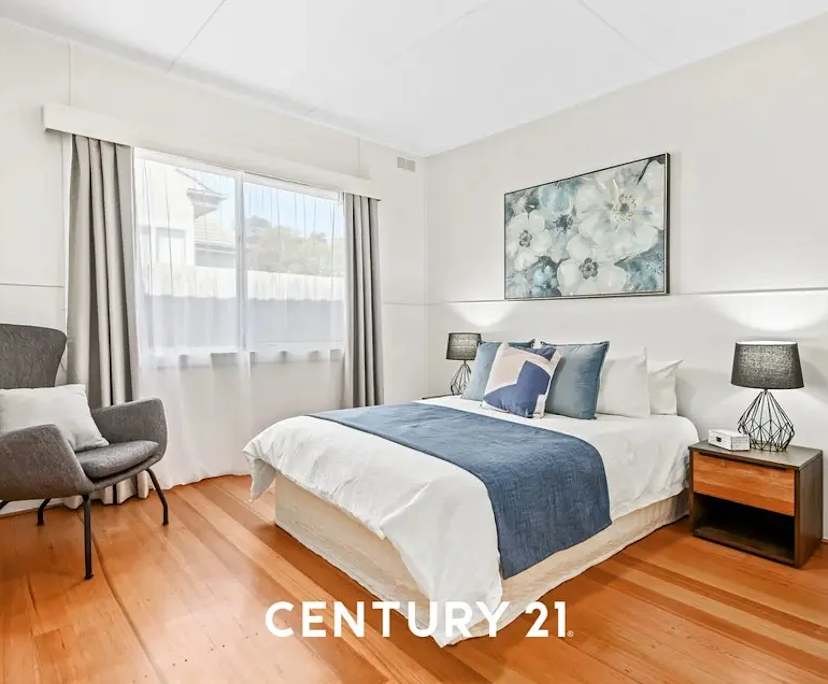 Whole property with 2 rooms for rent