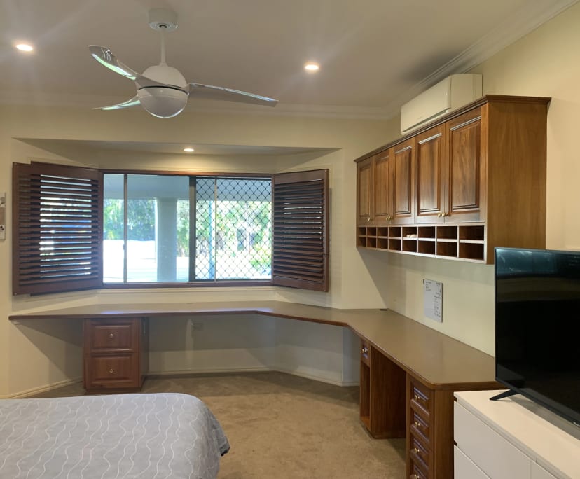 propertyImage