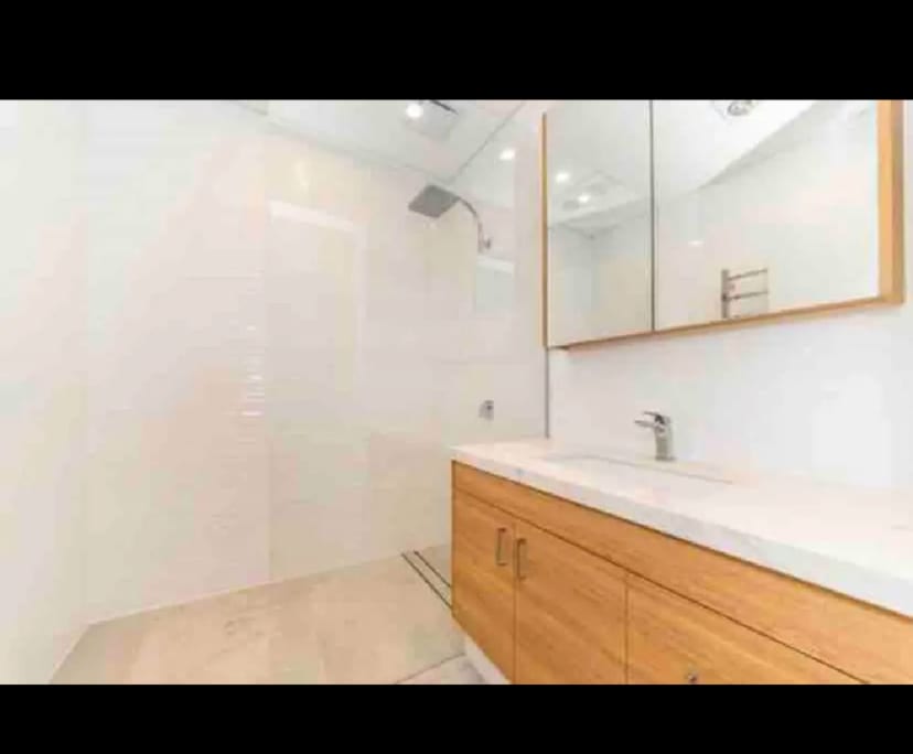 $320, Flatshare, 2 bathrooms, Cottesloe WA 6011