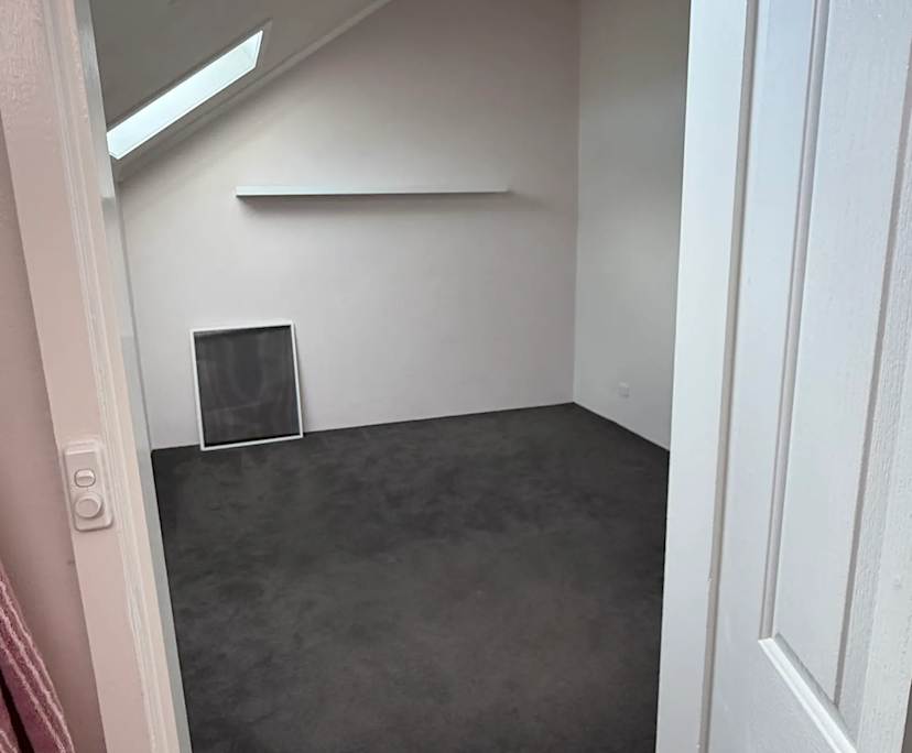 Unfurnished room in a share house