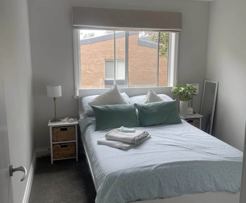 Unfurnished room in a flatshare