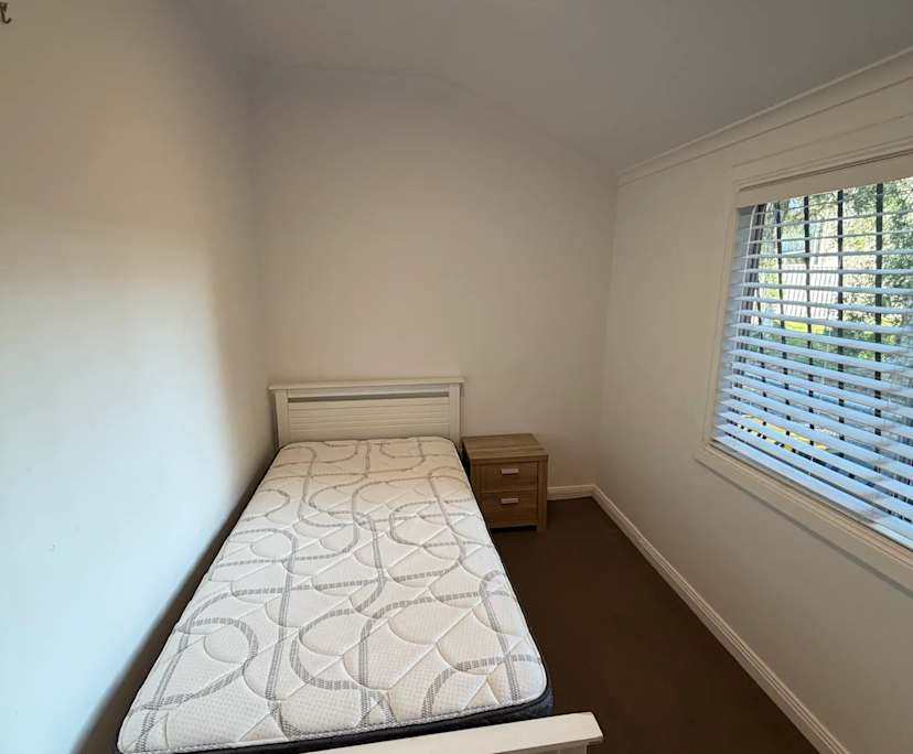 Room in a share house