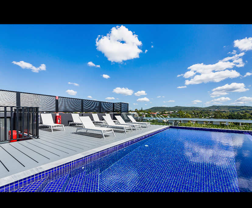 $450, Flatshare, 2 bathrooms, Toowong QLD 4066