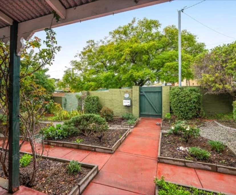 $300, Share-house, 2 bathrooms, Kensington WA 6151