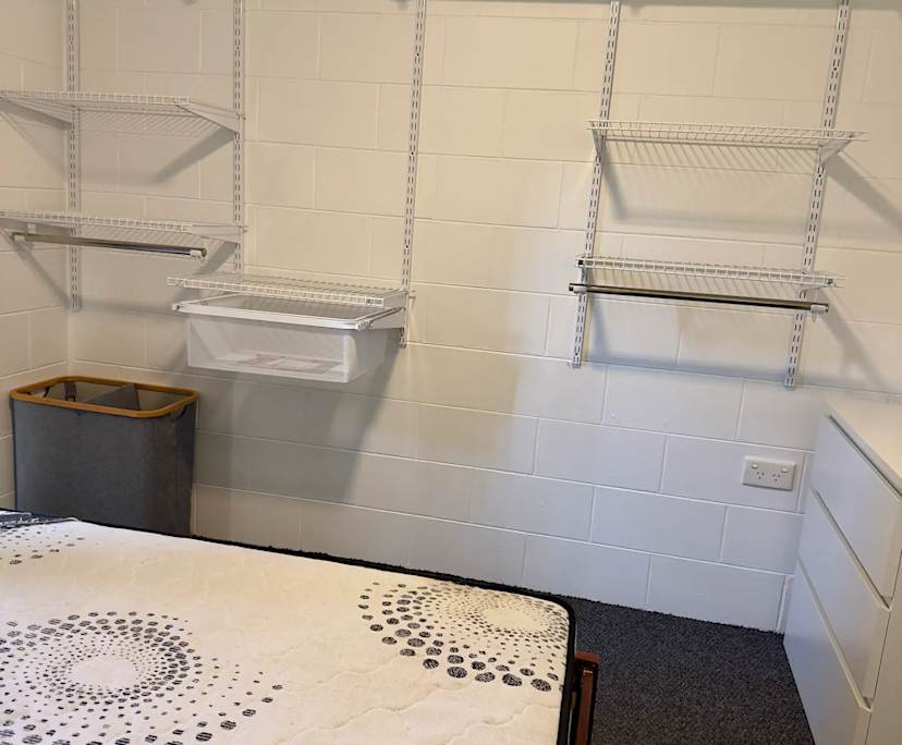 $330, Share-house, 3 bathrooms, Smithfield QLD 4878